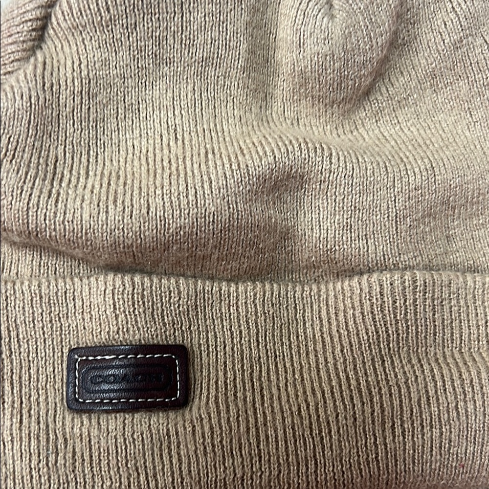 Coach Beanie hat warmer